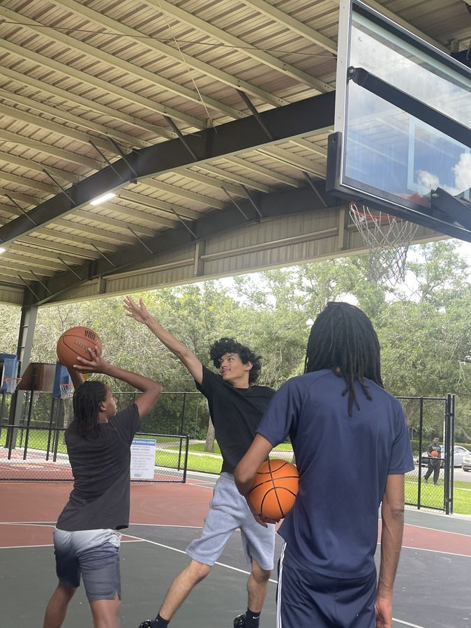 Hoop College training session at a Broward County school